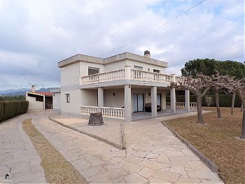  Family home at the prestigious area of Sant Josep de la Montanya in Tortosa